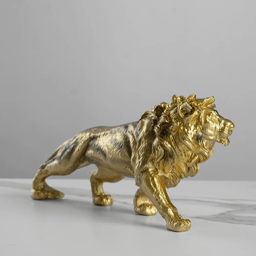 Lion Souverain — Sculpture Dorée – Image 4